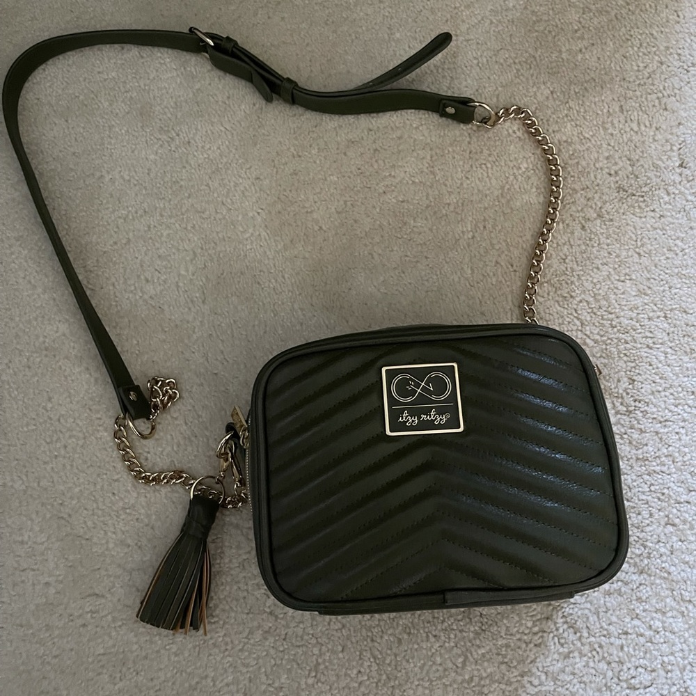 Itzy ritzy Chelsea and cole crossbody diaper bag